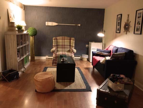 La Petite Hermine B&B Stoneham Esterno foto