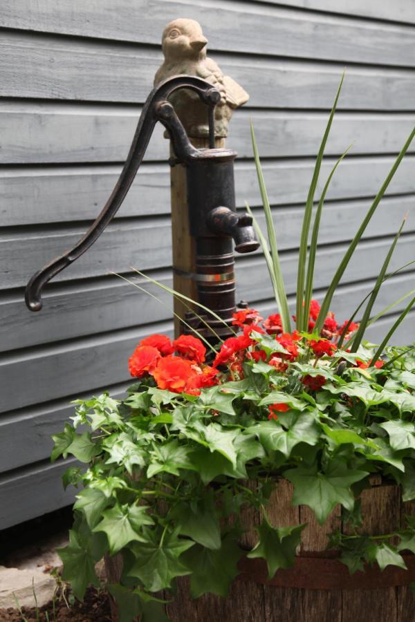 La Petite Hermine B&B Stoneham Esterno foto