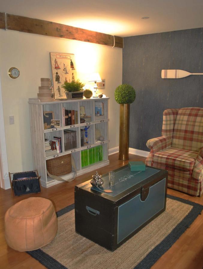 La Petite Hermine B&B Stoneham Esterno foto